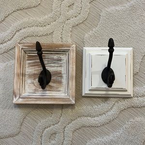 Set of Two Hooks